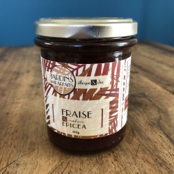 Confiture fraise/combava/épicéa – Nos jardins imparfaits